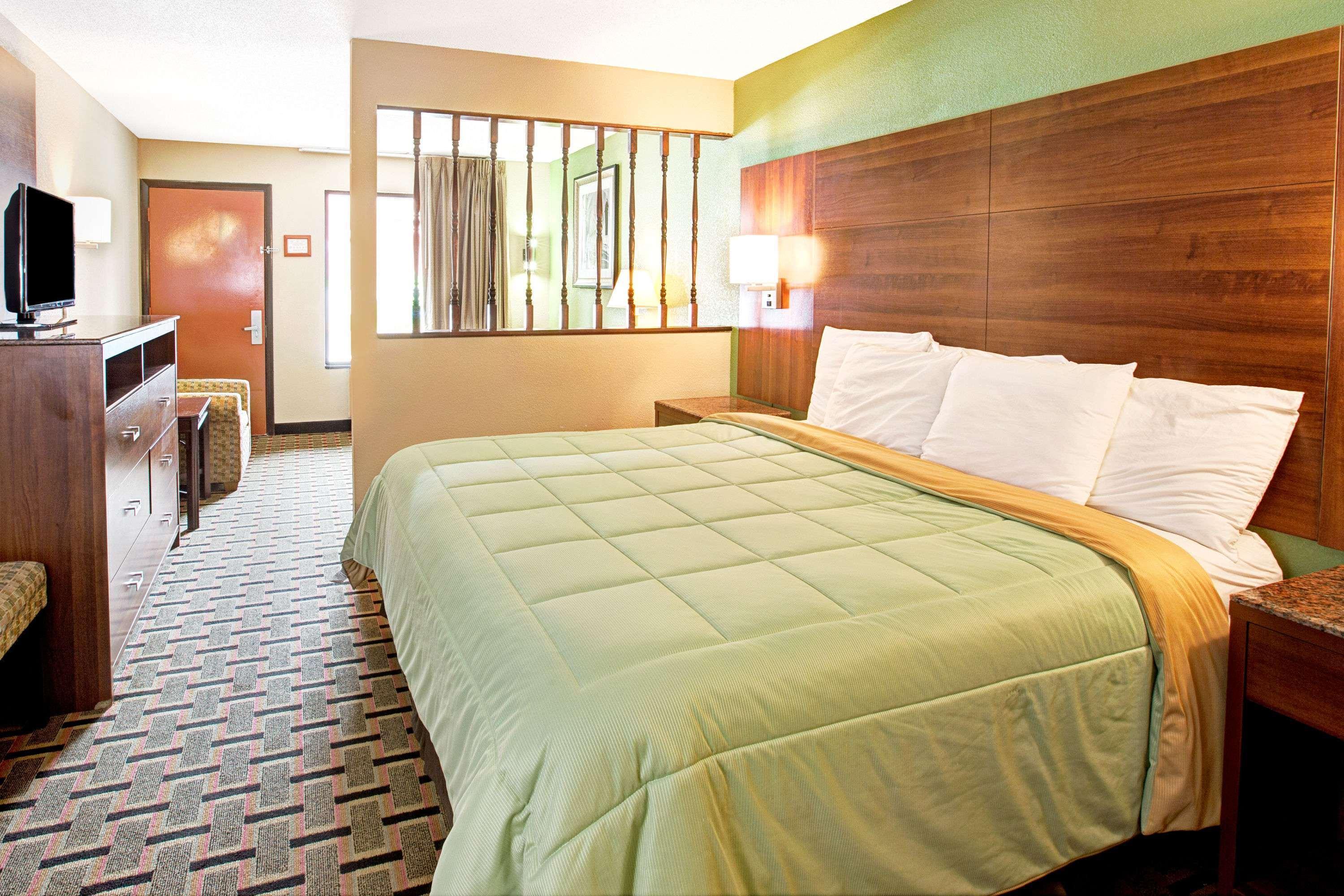 Days Inn Conover/Hickory Dış mekan fotoğraf