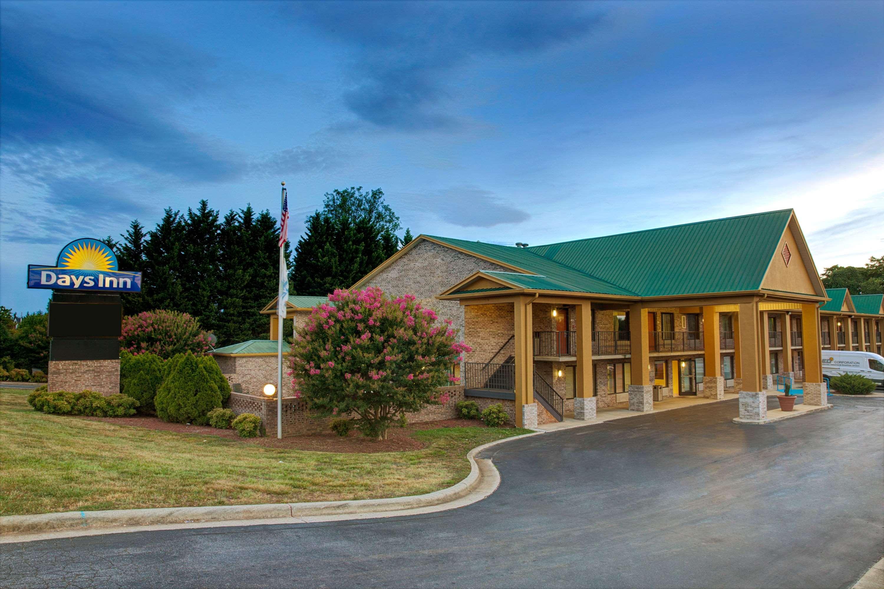 Days Inn Conover/Hickory Dış mekan fotoğraf
