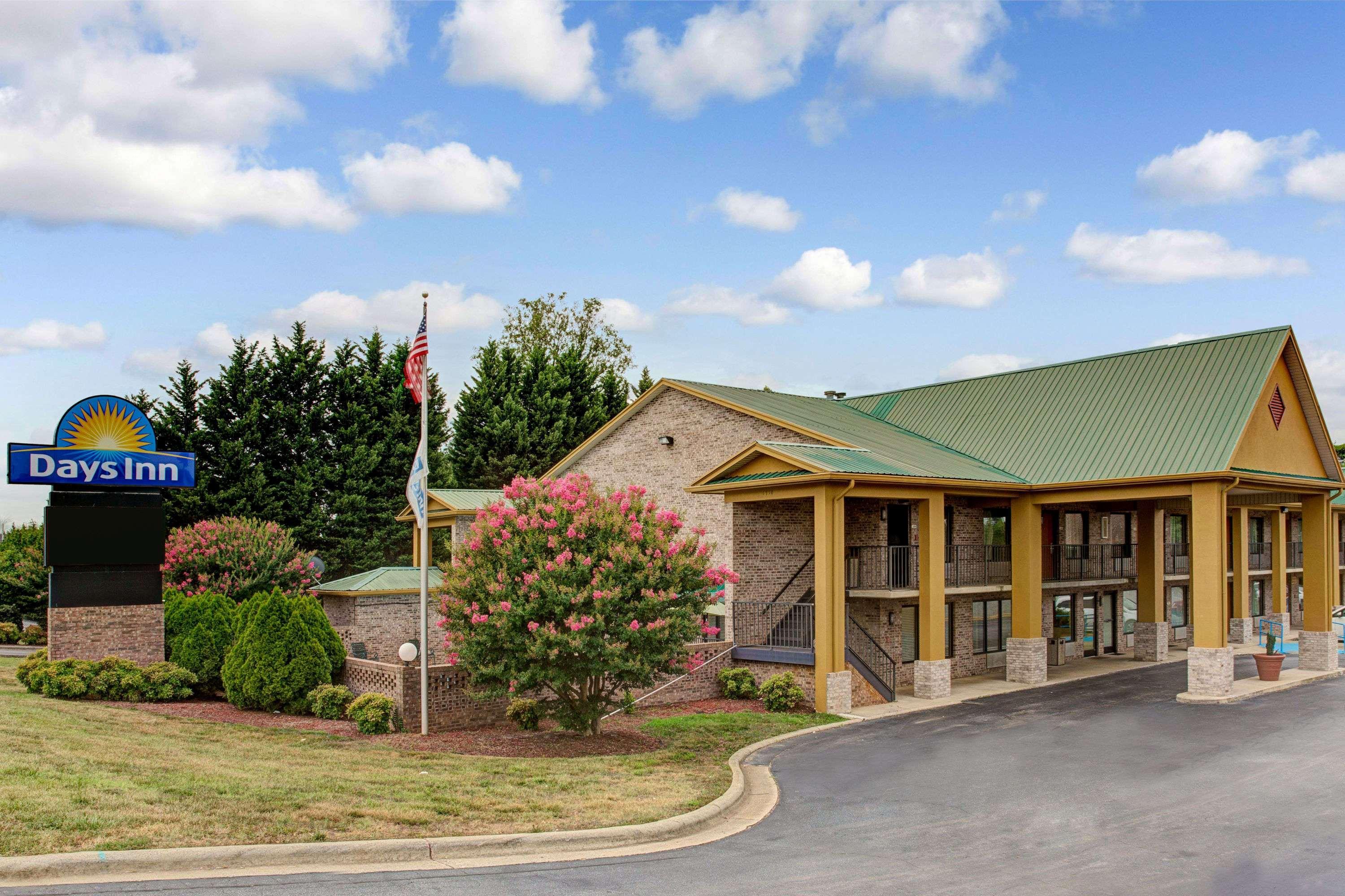 Days Inn Conover/Hickory Dış mekan fotoğraf