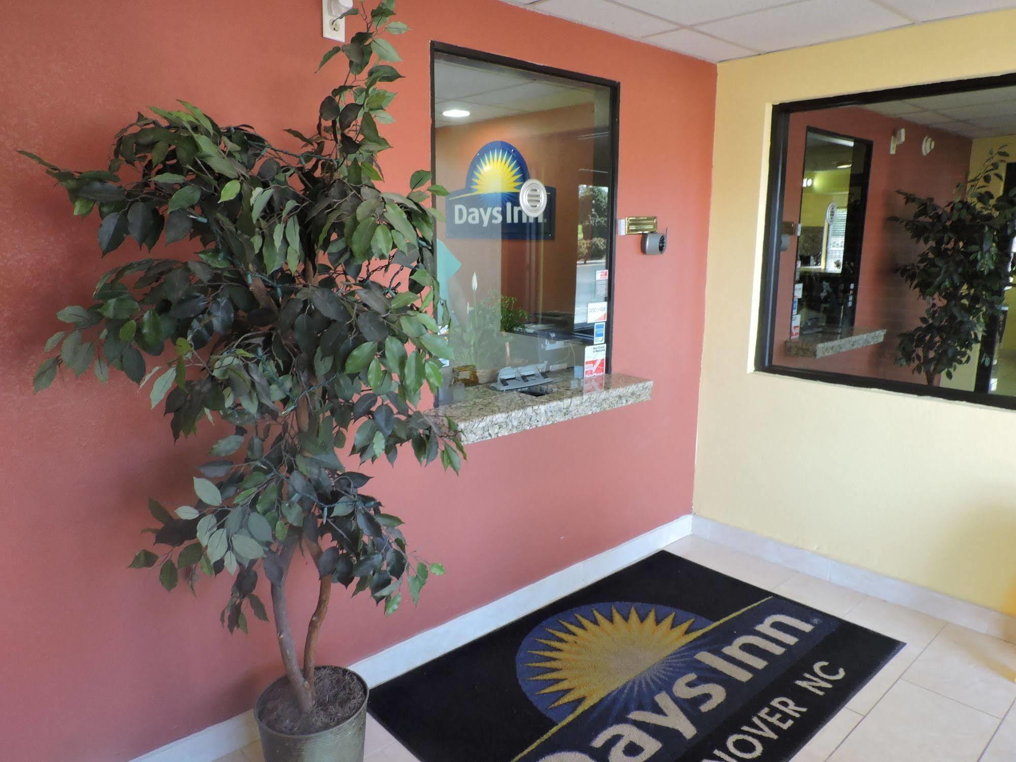 Days Inn Conover/Hickory Dış mekan fotoğraf