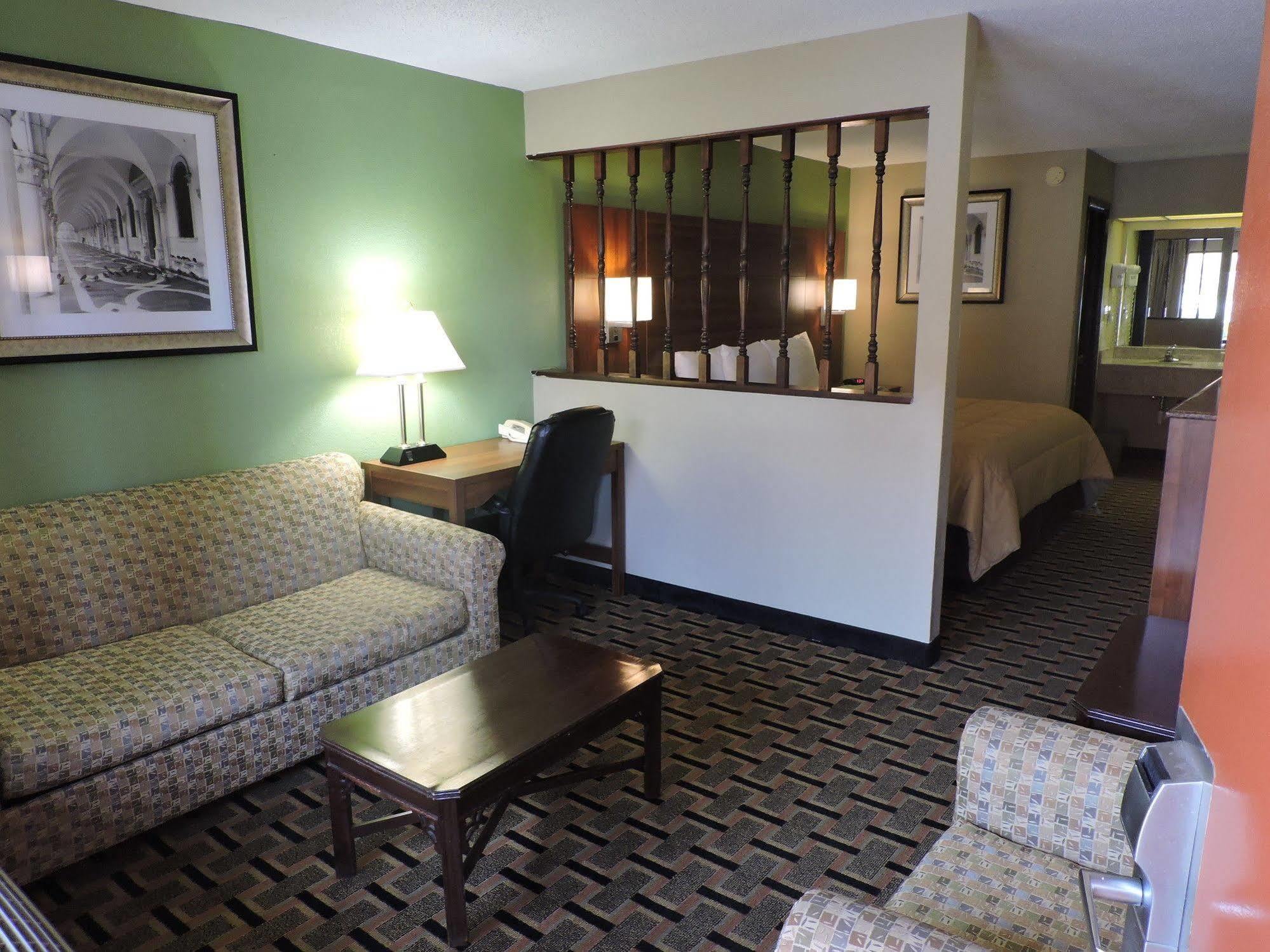 Days Inn Conover/Hickory Dış mekan fotoğraf