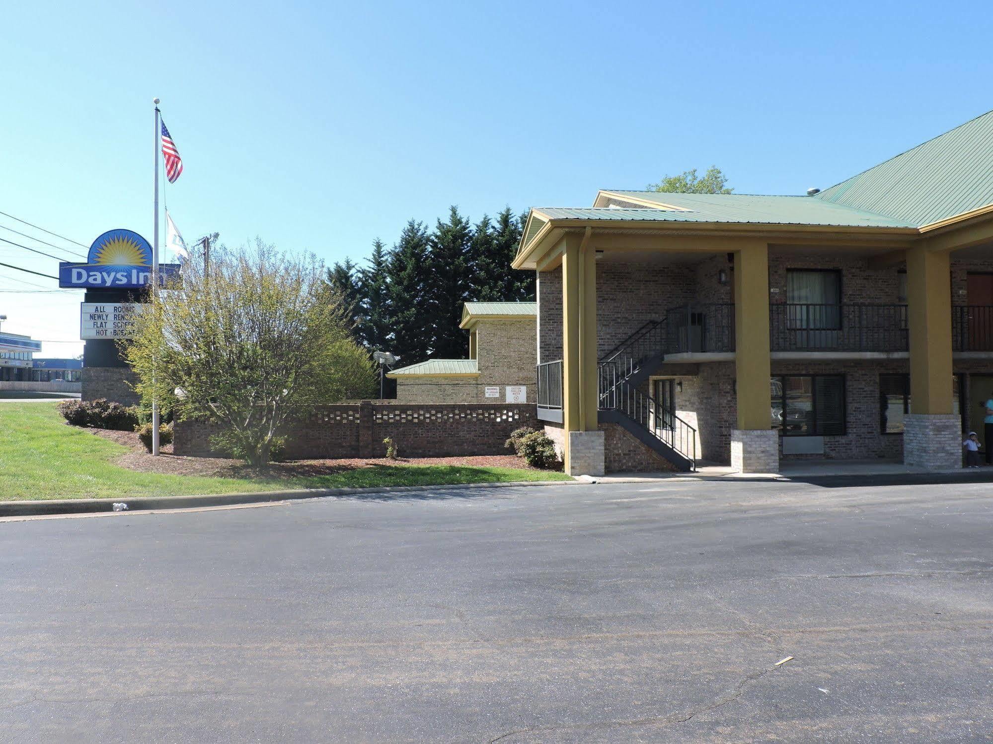 Days Inn Conover/Hickory Dış mekan fotoğraf